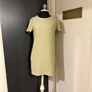 💜 Seafoam Sage Green Short Sleeve Dress in Textured Fabric